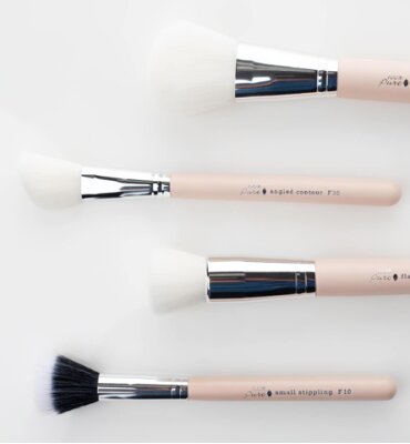 Warum du synthetische Make-up Pinsel nutzen solltest - Warum du synthetische Make up Pinsel nutzen solltest | 100% Pure Kosmetik