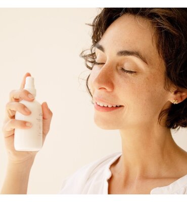 So bleibt Ihr Naturkosmetik-Make-up länger haltbar: Tipps für einen langanhaltenden Look - 