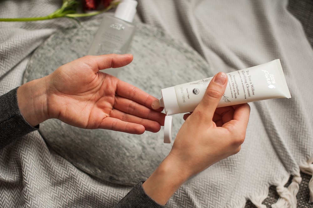 100 Pure Gesichtspflegeroutine Naturkosmetik