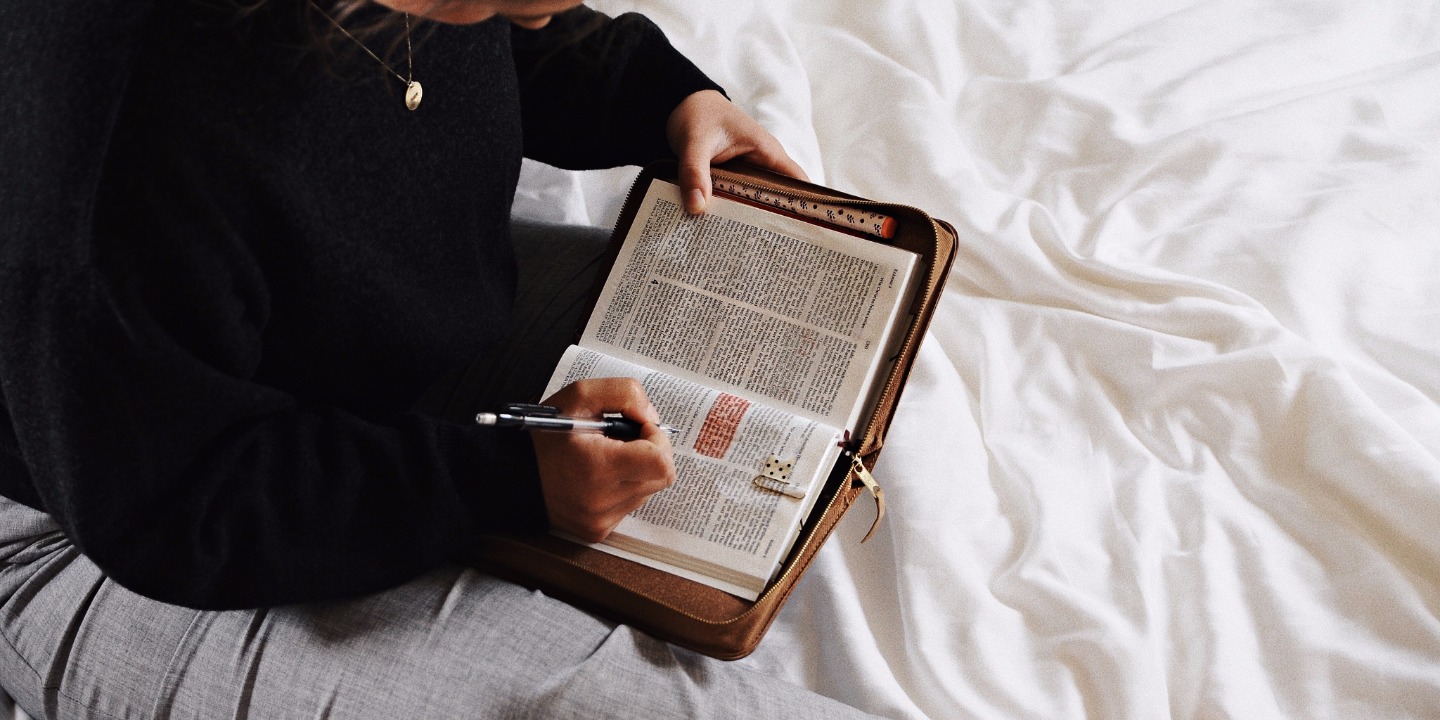 100 Pure Interview mit Larytales